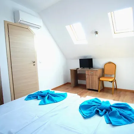 Elitza Готель 3*