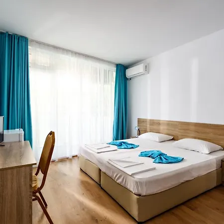 Elitza Hotel 3*